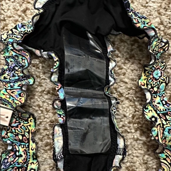 NWT VS Swim Bikini Bottoms - Size S - Picture 8 of 8